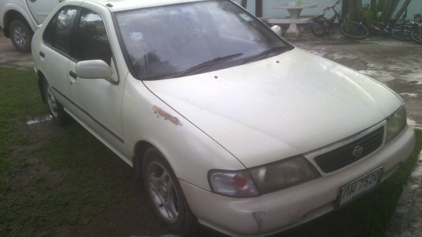 รถเก๋ง NISSAN SANNY สนใจติดต่อ 0835601591 หรือ 093494058