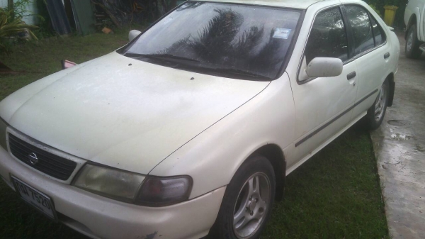 รถเก๋ง NISSAN SANNY สนใจติดต่อ 0835601591 หรือ 093494058