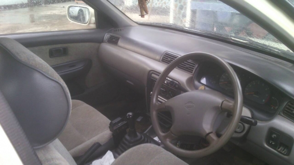 รถเก๋ง NISSAN SANNY สนใจติดต่อ 0835601591 หรือ 093494058