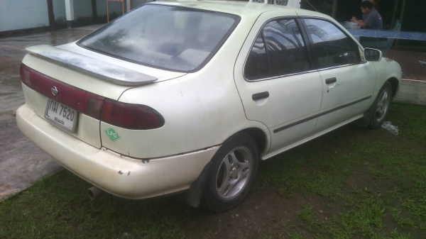 รถเก๋ง NISSAN SANNY สนใจติดต่อ 0835601591 หรือ 093494058