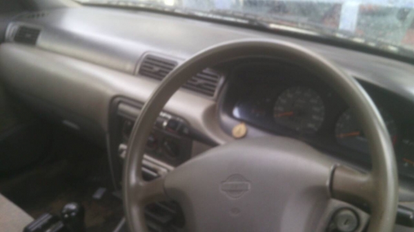 รถเก๋ง NISSAN SANNY สนใจติดต่อ 0835601591 หรือ 093494058