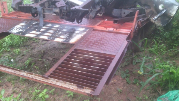 หางบรรทุก สนใจติดต่อ 0835601591 หรือ 0903494058