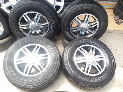 ขายล้อแม็กISUZU HI Lender 16 ยาง245/70/16  4 ล้อ