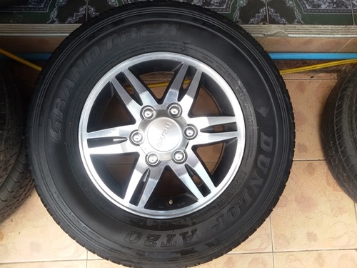 ขายล้อแม็กISUZU HI Lender 16 ยาง245/70/16 4 ล้อ ขายล้อแม็กISUZU HI Lender 16 ยาง245/70/16 4 ล้อ