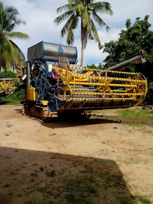 ขายรถเกี่ยวข้าวพร้อมเกี่ยว เกษตรพัฒนา จ้าวช้าง