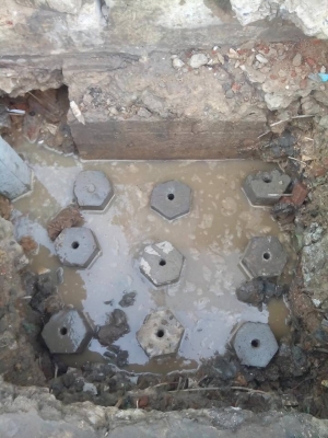 รับเหมาตอกเสาเข็ม ด้วยแรงคน ครับ รับเหมาตอกเสาเข็ม ด้วยแรงคน ครับ