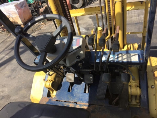 ฟอล์คลิฟต์ 2.5 ตัน KOMATSU FD25-11 รถนอก เก่าญี่ปุ่น เสา 4 เมตร งา ฮิ้ง ฟอล์คลิฟต์ 2.5 ตัน KOMATSU FD25-11 รถนอก เก่าญี่ปุ่น เสา 4 เมตร งา ฮิ้ง