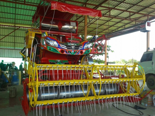 ขายรถเกี่ยวเกษตรพัฒนา รุ่นจ้าวช้างไวไฟ