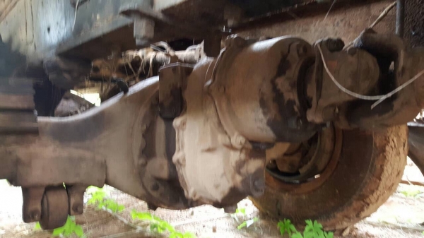 ขายรถโม่ปูน 5 คิว 10 ล้อ 2 เพลา NISSAN เครื่อง PE6-T 290 แรงม้า คัสซีสวยตลอดเส้น เบรคลมดัน วางหัว F18 รถใช้งานได้ปกติครับ ทะเบียนพร้อมโอน