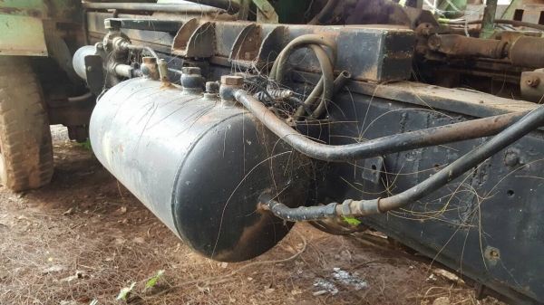 ขายรถโม่ปูน 5 คิว 10 ล้อ 2 เพลา NISSAN เครื่อง PE6-T 290 แรงม้า คัสซีสวยตลอดเส้น เบรคลมดัน วางหัว F18 รถใช้งานได้ปกติครับ ทะเบียนพร้อมโอน