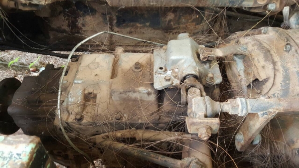 ขายรถโม่ปูน 5 คิว 10 ล้อ 2 เพลา NISSAN เครื่อง PE6-T 290 แรงม้า คัสซีสวยตลอดเส้น เบรคลมดัน วางหัว F18 รถใช้งานได้ปกติครับ ทะเบียนพร้อมโอน