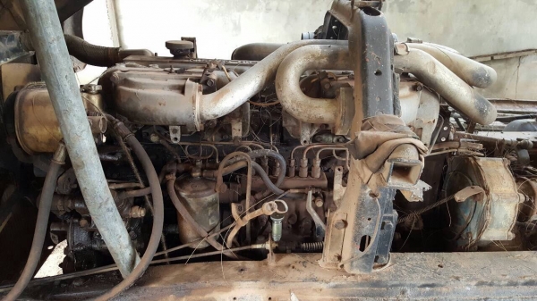 ขายรถโม่ปูน 5 คิว 10 ล้อ 2 เพลา NISSAN เครื่อง PE6-T 290 แรงม้า คัสซีสวยตลอดเส้น เบรคลมดัน วางหัว F18 รถใช้งานได้ปกติครับ ทะเบียนพร้อมโอน