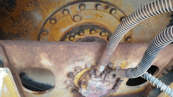 ขายรถบดสั่นสะเทือน 4X4 SAKAI เอกสารเล่มทะเบียนครบ เครื่อง 6BG1 เทอร์โบ ปั้มดี รถใช้งานอยู่ครับ