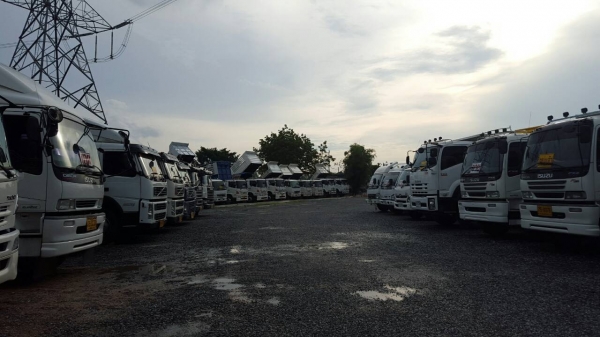 บจก.เชคแชมป์ มอเตอร์ จัดโปรโมชั่นดอกเบี้ย 5.5\% ฟรีค่าจัด ทุกคันทุกรุ่นทุกยี่ห้อ