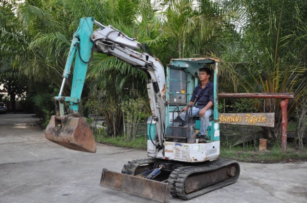 ขายแบคโฮ KOMATSU PC12uuครบๆ สวยเดิมจากญี่ปุ่น ทำงานสมบูรณ์ทุกระบบ รับรองไม่ผิดหวัง 159,000 เท่านั้น!!