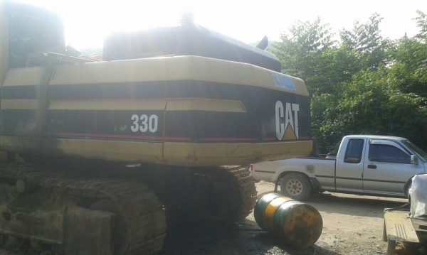 ขายรถแบคโฮ CAT 330 V2 ราคา 1200000