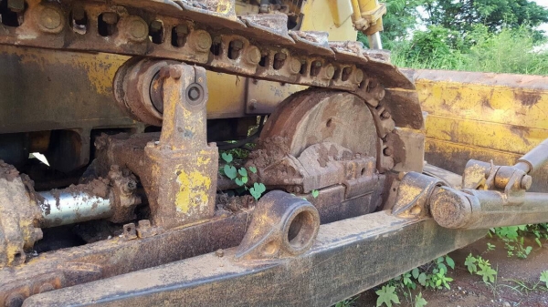ขายแทรคเตอร์ KOMATSU D60A-6 สภาพสวยเต็มพร้อมใช้ เอกสารสัญญาซื้อขาย เครื่องแน่น โซ่+แทรคสวย ราคาต่อรองได้หน่อยครับ