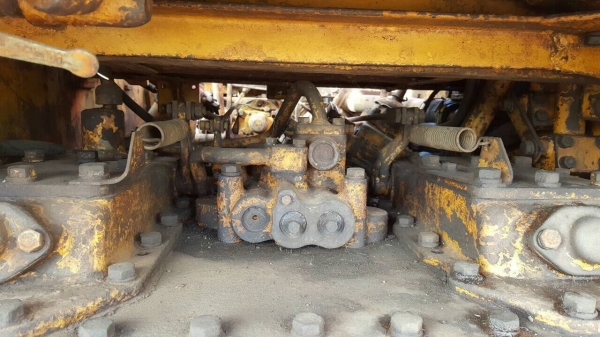 ขายแทรคเตอร์ KOMATSU D60A-6 สภาพสวยเต็มพร้อมใช้ เอกสารสัญญาซื้อขาย เครื่องแน่น โซ่+แทรคสวย ราคาต่อรองได้หน่อยครับ