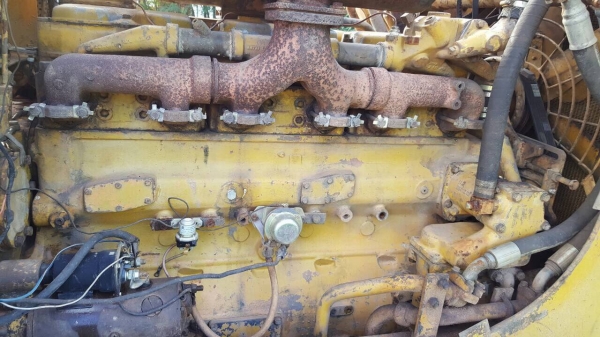 ขายแทรคเตอร์ KOMATSU D60A-6 สภาพสวยเต็มพร้อมใช้ เอกสารสัญญาซื้อขาย เครื่องแน่น โซ่+แทรคสวย ราคาต่อรองได้หน่อยครับ