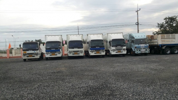 บจก.เชคแชมป์ มอเตอร์ จัดโปรโมชั่นดอกเบี้ย 5.5\% ฟรีค่าจัด ทุกคันทุกรุ่นทุกยี่ห้อ