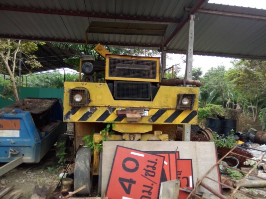 ขายรถบดล้อยาง 11 ล้อ ROADKING เครื่อง ฟอร์ด ราคา 100000