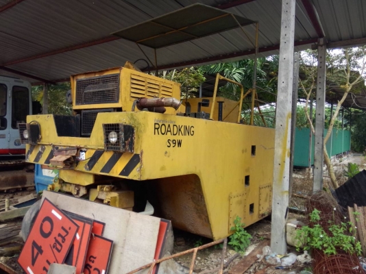 ขายรถบดล้อยาง 11 ล้อ ROADKING เครื่อง ฟอร์ด ราคา 100000