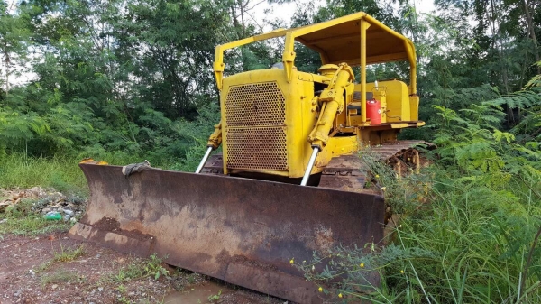 ขายแทรคเตอร์ CAT D7F เครื่องแน่น ช่วงล่างโซ่+แทรคเต็ม เอกสารสัญญาซื้อขาย ราคาต่อรองได้ครับ