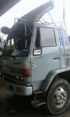 ขายหัวลาก ISUZU ROCKY นางฟ้าแท้  สภาพพร้อมใช้งาน สนใจติดต่อ
