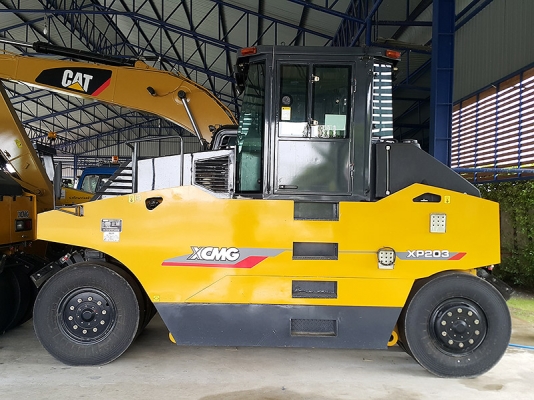ขายรถบดล้อยาง 9 ล้อ ใช้น้อย สภาพ 160 ชม ยี่ห้อ XCMG