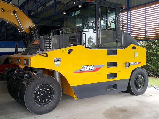 ขายรถบดล้อยาง 9 ล้อ ใช้น้อย สภาพ 160 ชม ยี่ห้อ XCMG