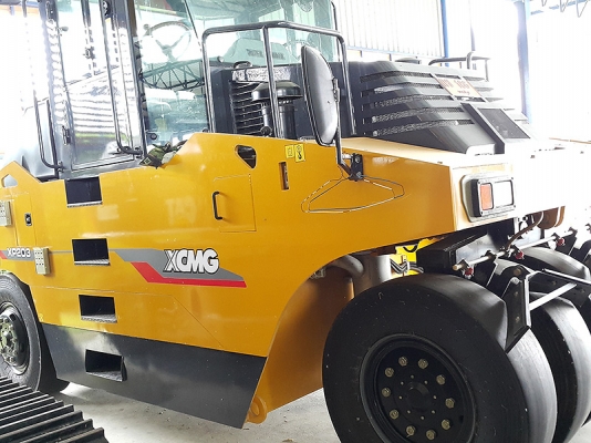 ขายรถบดล้อยาง 9 ล้อ ใช้น้อย สภาพ 160 ชม ยี่ห้อ XCMG