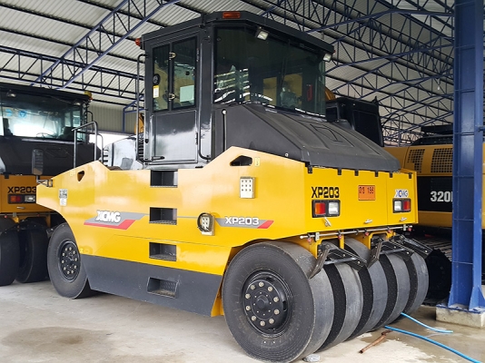 ขายรถบดล้อยาง 9 ล้อ ใช้น้อย สภาพ 160 ชม ยี่ห้อ XCMG