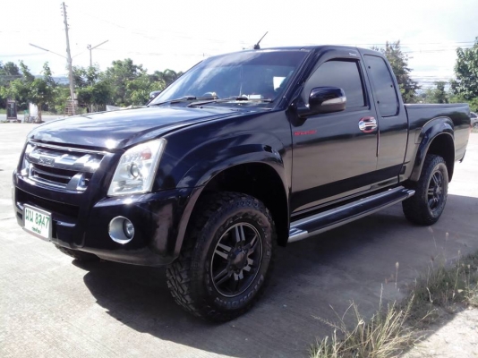 ขายดาวน์ หรือ ตัดสด ISUZU D-MAX ปี 50 HI-LANDER CAB 2.5 Ddi