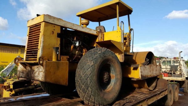 ขายรถบด VIBROMAX W1102D 4X4 เอกสารเล่มทะเบียนพร้อม สภาพพร้อมใช้งาน ขายรถบด VIBROMAX W1102D 4X4 เอกสารเล่มทะเบียนพร้อม สภาพพร้อมใช้งาน