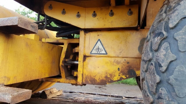 ขายรถบด VIBROMAX W1102D 4X4 เอกสารเล่มทะเบียนพร้อม สภาพพร้อมใช้งาน ขายรถบด VIBROMAX W1102D 4X4 เอกสารเล่มทะเบียนพร้อม สภาพพร้อมใช้งาน