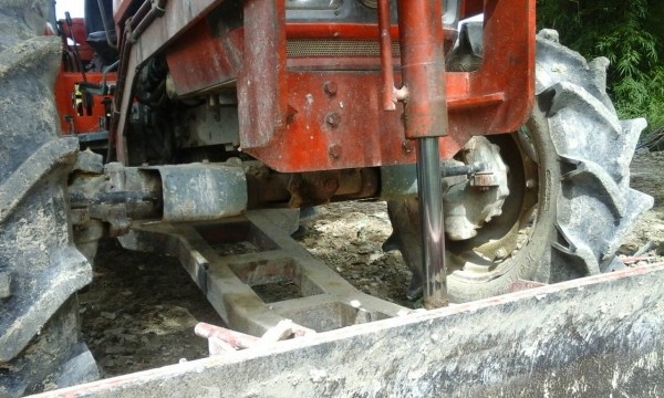 ขายรถไถ KUBOTA M5000 เอกสารเล่มทะเบียน ใบมีดดันหน้า โรตารี 5 จาน ราคา 260000