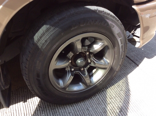 ขายรถ อีซูซุ ดราก้อนอาย 4ประตู 3.0 SLX ปี02 เครื่อง. 3.0 เทอร์โบ เกียร์ธรรมดา เพาเวอร์ กระจกไฟฟ้าทั้งคัน ภายในสวยเบาะเดิมๆสวยสะอาด ไฟฟ้าใช้ได้หมด แอร์หนาวมาก ตัวถังสียังเงา แม็ก15" เครื่องแน่น ช่วงล่างดี รถขับดีครับ ใช้งานอยู่ทุกวัน รถพร้อมใช้ครับ ขา ขายรถ อีซูซุ ดราก้อนอาย 4ประตู 3.0 SLX ปี02 เครื่อง. 3.0 เทอร์โบ เกียร์ธรรมดา เพาเวอร์ กระจกไฟฟ้าทั้งคัน ภายในสวยเบาะเดิมๆสวยสะอาด ไฟฟ้าใช้ได้หมด แอร์หนาวมาก ตัวถังสียังเงา แม็ก15" เครื่องแน่น ช่วงล่างดี รถขับดีครับ ใช้งานอยู่ทุกวัน รถพร้อมใช้ครับ ขา