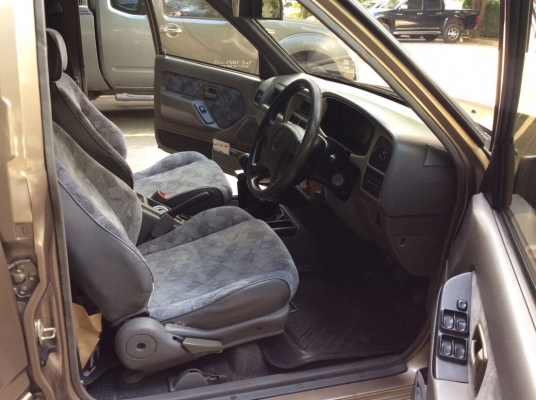 ขายรถ อีซูซุ ดราก้อนอาย 4ประตู 3.0 SLX ปี02 เครื่อง. 3.0 เทอร์โบ เกียร์ธรรมดา เพาเวอร์ กระจกไฟฟ้าทั้งคัน ภายในสวยเบาะเดิมๆสวยสะอาด ไฟฟ้าใช้ได้หมด แอร์หนาวมาก ตัวถังสียังเงา แม็ก15" เครื่องแน่น ช่วงล่างดี รถขับดีครับ ใช้งานอยู่ทุกวัน รถพร้อมใช้ครับ ขา ขายรถ อีซูซุ ดราก้อนอาย 4ประตู 3.0 SLX ปี02 เครื่อง. 3.0 เทอร์โบ เกียร์ธรรมดา เพาเวอร์ กระจกไฟฟ้าทั้งคัน ภายในสวยเบาะเดิมๆสวยสะอาด ไฟฟ้าใช้ได้หมด แอร์หนาวมาก ตัวถังสียังเงา แม็ก15" เครื่องแน่น ช่วงล่างดี รถขับดีครับ ใช้งานอยู่ทุกวัน รถพร้อมใช้ครับ ขา