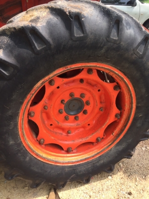 (29 ตค 59 วันดีขอบคุณเสี่ย อ. ดอนสัก จ. สุราฎธานี พงศกรจัดส่งรถไถ่ให้จาก จ. พัทลุง ไปให้ถึงบ้าน )รถไถ่คูโบต้า   รุ่น  M  5000  ยอดนิยม  พร้อมใช้งาน   เล่มพร้อม..ขายถูกๆ นาทีทอง