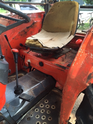 (29 ตค 59 วันดีขอบคุณเสี่ย อ. ดอนสัก จ. สุราฎธานี พงศกรจัดส่งรถไถ่ให้จาก จ. พัทลุง ไปให้ถึงบ้าน )รถไถ่คูโบต้า   รุ่น  M  5000  ยอดนิยม  พร้อมใช้งาน   เล่มพร้อม..ขายถูกๆ นาทีทอง