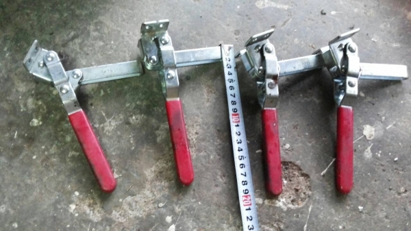 แคลมป์ จับยึดชิ้นงาน แบบกดทับกันเลื่อน ใช้งานง่ายสะดวกรวดเร็วต่อการใช้งาน ( มีแค่ 7 ตัว )