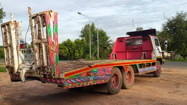 ขาย10ล้อ1เพลาหางปลา เทรลเลอร์อีซูซุjcm 175 6bg1 แชชซีสวยเดิม เครื่องดี เอกสารเล่มทะเบียนพร้อมโอน