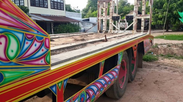 ขาย10ล้อ1เพลาหางปลา เทรลเลอร์อีซูซุjcm 175 6bg1 แชชซีสวยเดิม เครื่องดี เอกสารเล่มทะเบียนพร้อมโอน