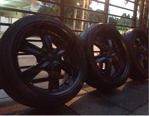 ล้อแท้ EMR Product ขอบ 22 พร้อมยาง ราคาไม่แพง