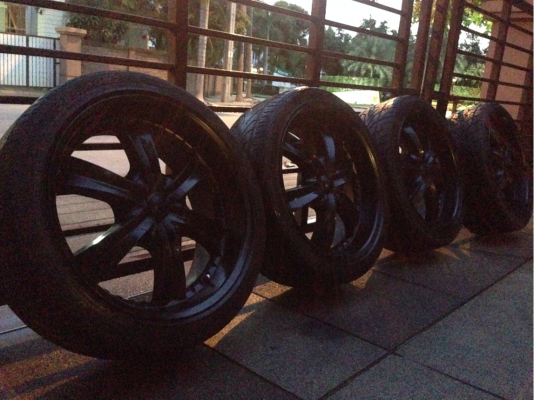 ล้อแท้ EMR Product ขอบ 22 พร้อมยาง ราคาไม่แพง