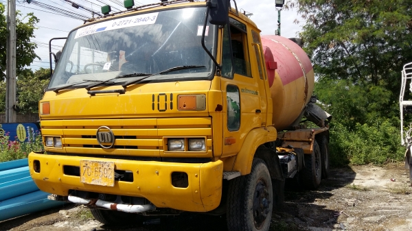 ขายด่วนครับ รถโม่ปูน NISSAN CWM430HT เครื่องPE6 290 BO รถพร้อมใช้งาน ครับ มี 2 คัน