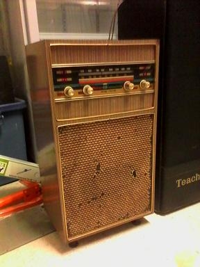 ขายวิทยุโบราณขาตั้งทีวี