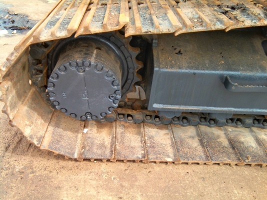 ขายด่วนครับ แบคโฮ KOMATSU 200 รุ่น 7 ไฟฟ้าครบ ใช้งาน 1&times;&times;&times;&times; ชั่วโมง รถทำสีใหม่