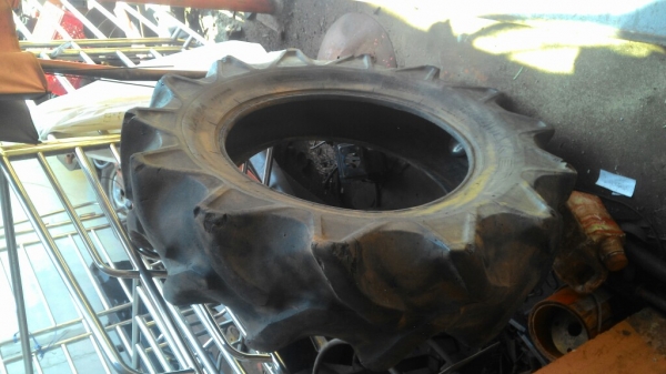 ยางหลัง34,36ขาย1000บาทซื้อได้ก็มาเอาไป ยางหลัง34,36ขาย1000บาทซื้อได้ก็มาเอาไป