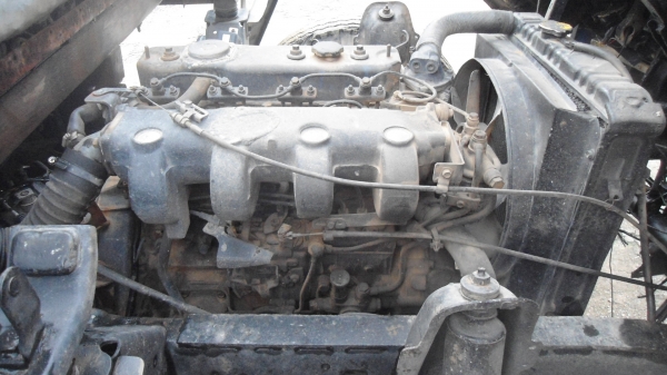 ขายอีซูซุ  115 แรง เครื่องดี  ครับ 4BD1  คัขซีสวย ยางล้อ 80 เปอร์เซ็นต์เอกสารทะเบียนพร้อมโอน ภาษีปี59